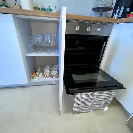 Διαμέρισμα 3new 2 Bed 2 Bath With Community Pool And Local *